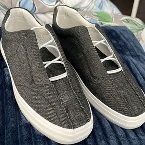 Comfortview women’s casual sneakers